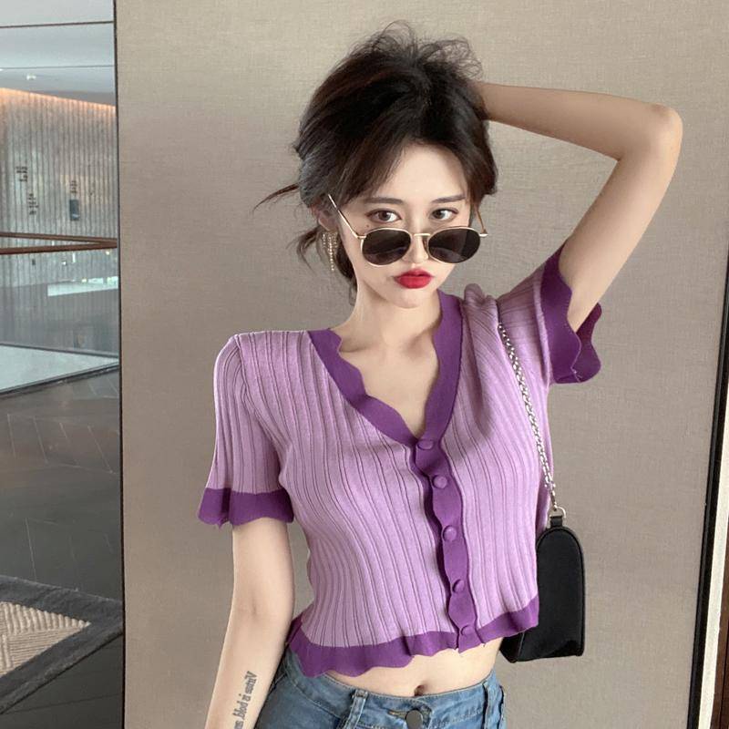 Summer 2021 new temperament short V-neck semantile loose knitting jacket female INS super fire net red short-sleeved small shirt