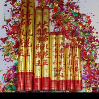 Phụt giấy Kim Tuyến 20cm lốc 10 cây