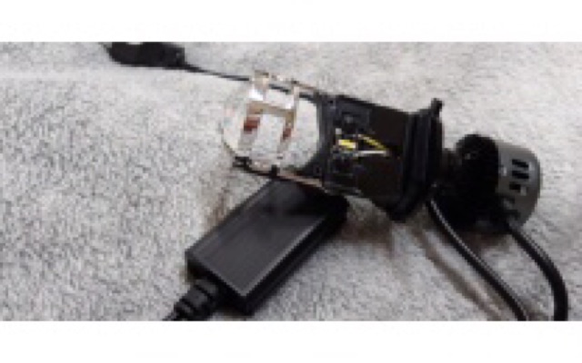 Đèn bi cầu led chân H4 lắp như zin cho xe máy