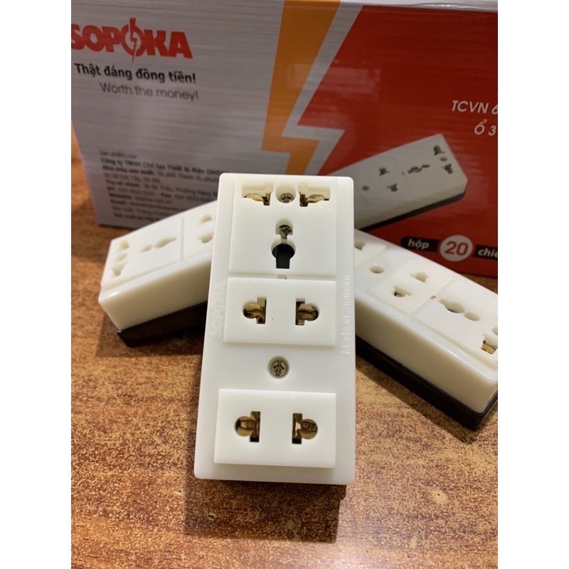 Ổ cắm 3 cửa Sopoka T32, 3 gates socket