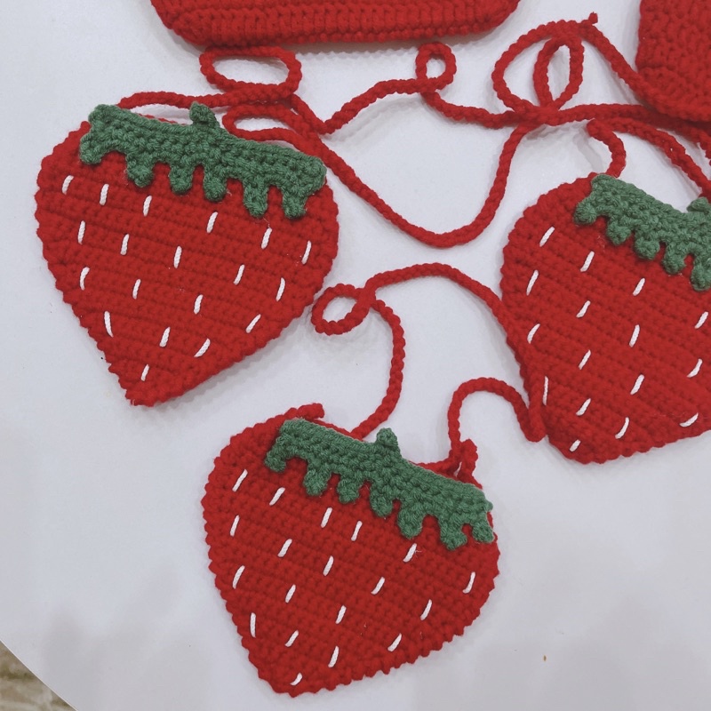 Túi len handmade cho bé yêu.