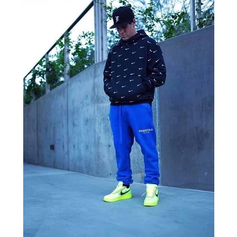 Hodie nike thêu logo đen