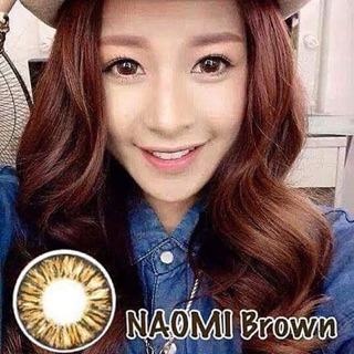 Lens vassen Naomi brown có độ cận