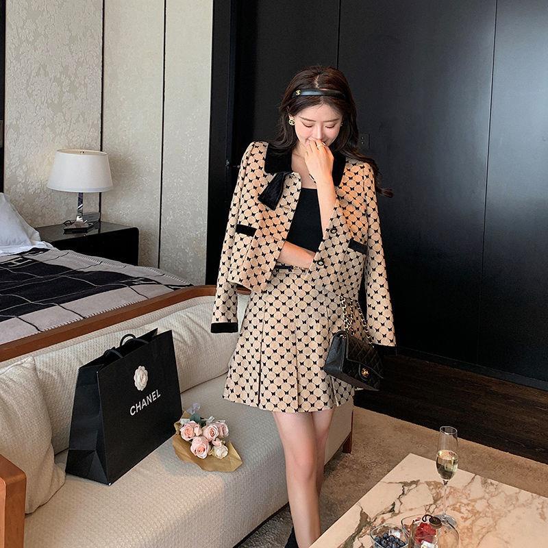 Set áo khoác vest thắt nơ phối chân váy caro phong cách Pháp Retro thời trang mùa thu cho nữ 2021 27 | BigBuy360 - bigbuy360.vn