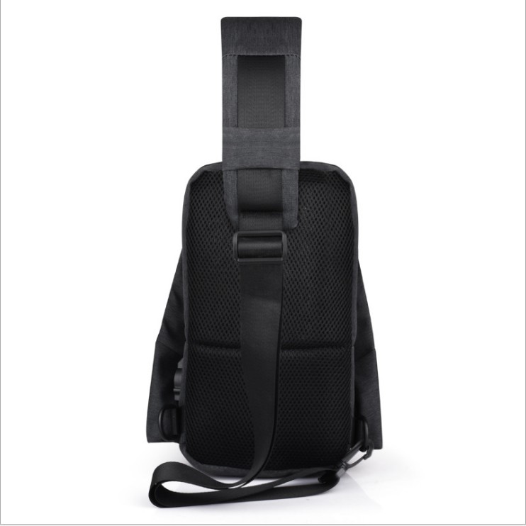 Túi đeo chéo SenKey Style cao cấp dáng thể thao tích hợp cổng USB