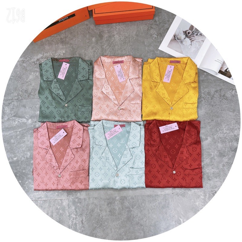 Đồ Ngủ💖Đồ Bộ Pijama Lụa Gấm Áo Cộc-Quần Lửng Họa Tiết🌸Chất Liệu Gấm Thái Mát Lịm | BigBuy360 - bigbuy360.vn