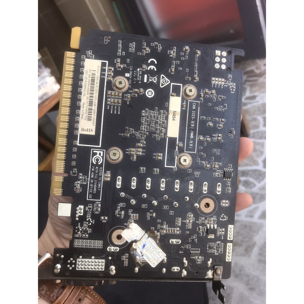 VGA Galax GTX 1050 2GB D5 chơi các tựa game lol, fifa, Pubg