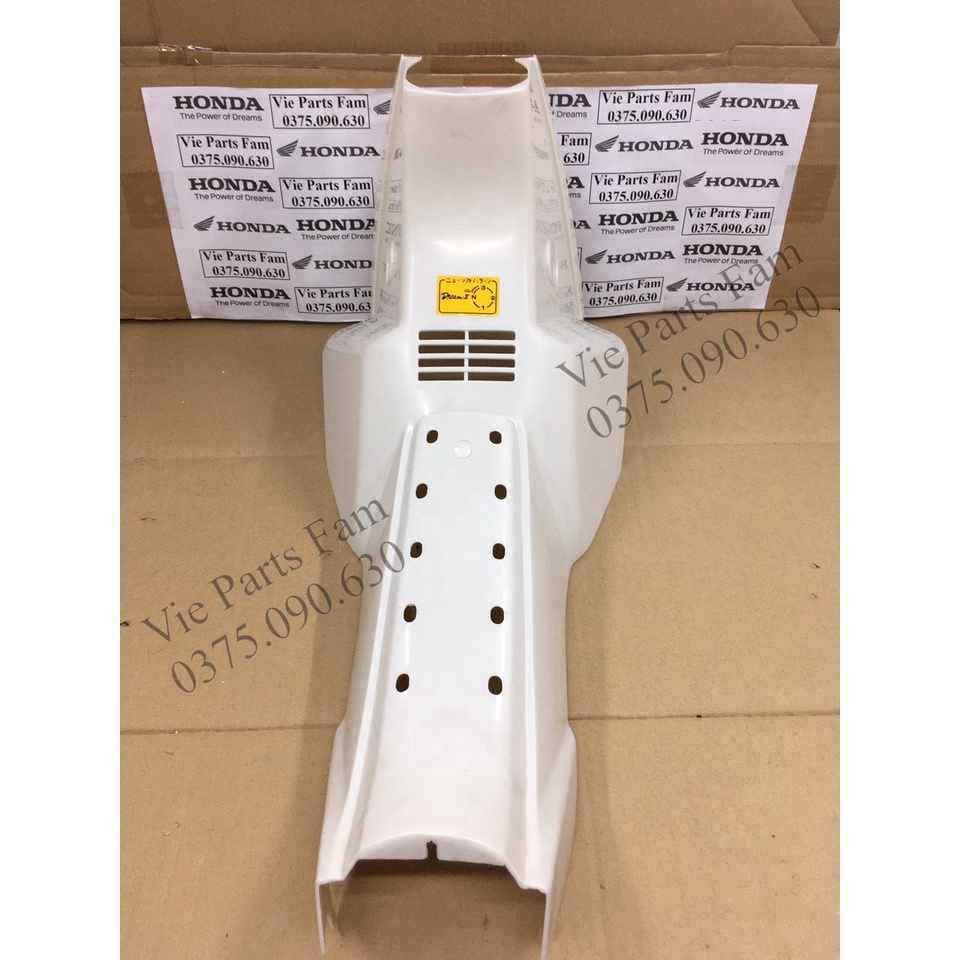 Yếm cắt cho xe Dream