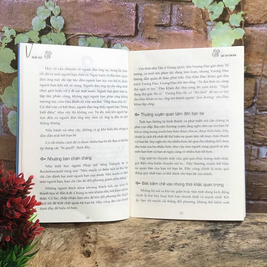 Sách - Mặt Dày Tâm Đen - Đối Nhân Tinh Tế, Xử Thế Vững Vàng (Kèm Bookmark) | BigBuy360 - bigbuy360.vn