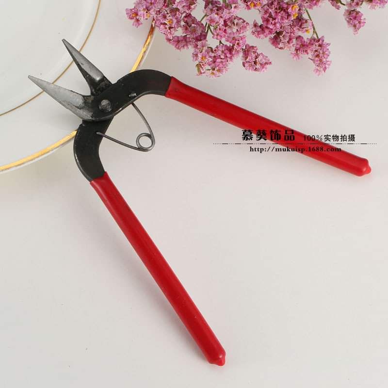 Kìm các loại hỗ trợ làm trang sức cổ trang, Nguyên liệu làm trang sức cổ trang