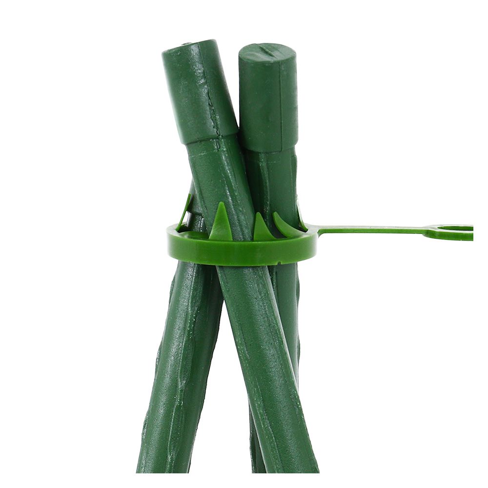 HomeBase SPRING Kệ để chậu cây 3 chân DGH702 bằng thép phủ PVC của Thái Lan W1.1xD1.1xH150cm màu xanh lá cây