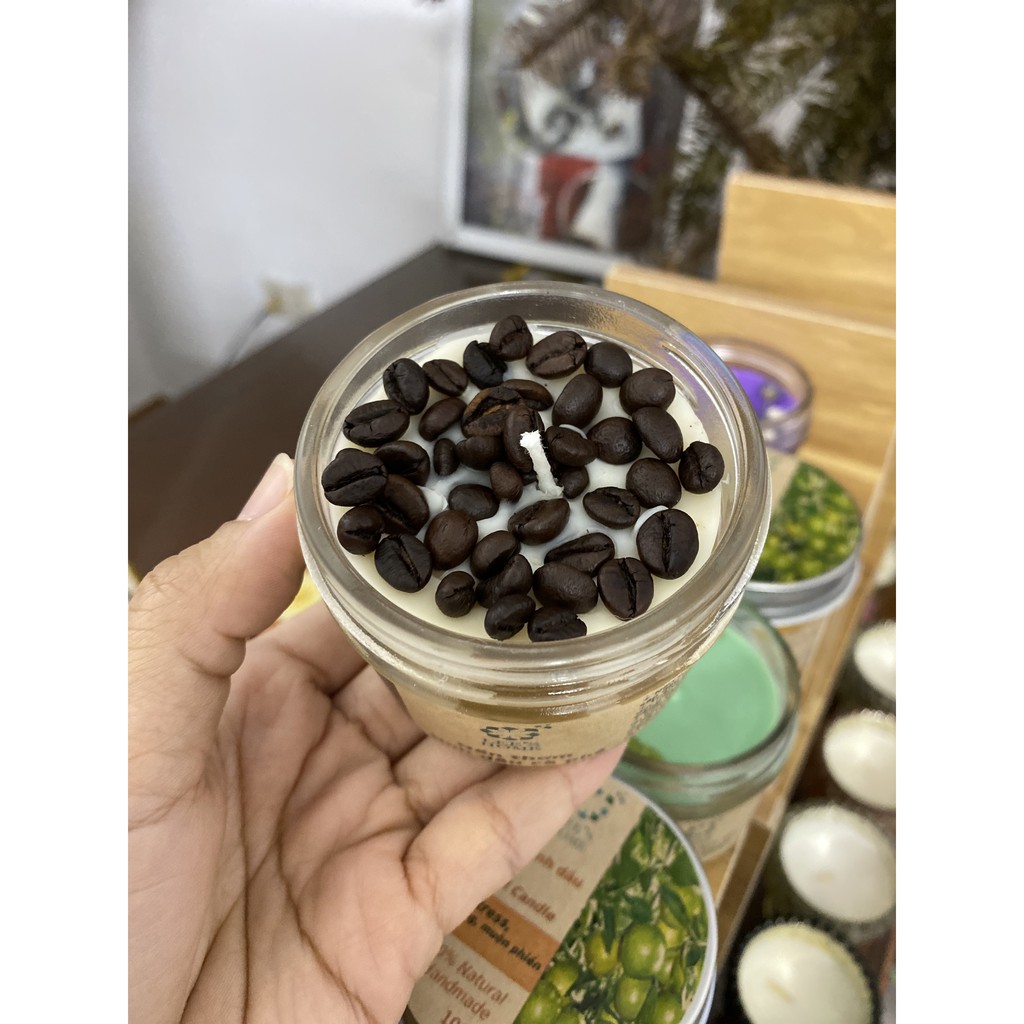Nến thơm 100% sáp tự nhiên & tinh dầu nguyên chất Lee's Home. Natural wax scented candles handmade in Vietnam