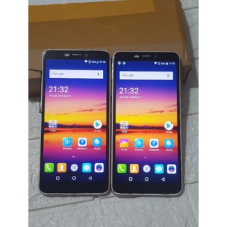Điện thoại itel s42 không lôi gì cả 2 máy ép lại kính 1 con bị chấm mực 1 con ngon