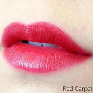 Son môi dưỡng ẩm Elf Moisturizing Lipstick - Red Carpet