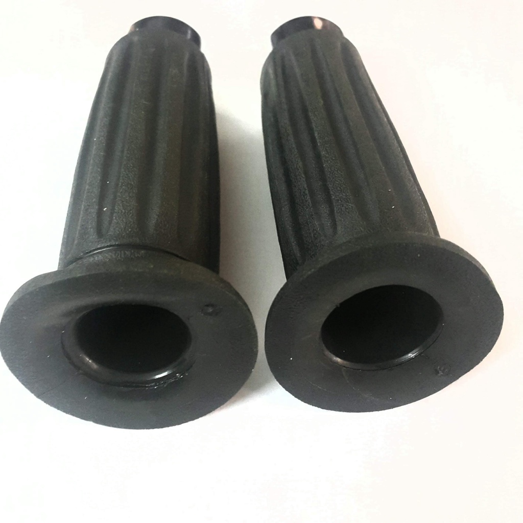 Cặp Bao tay kiểu Attila