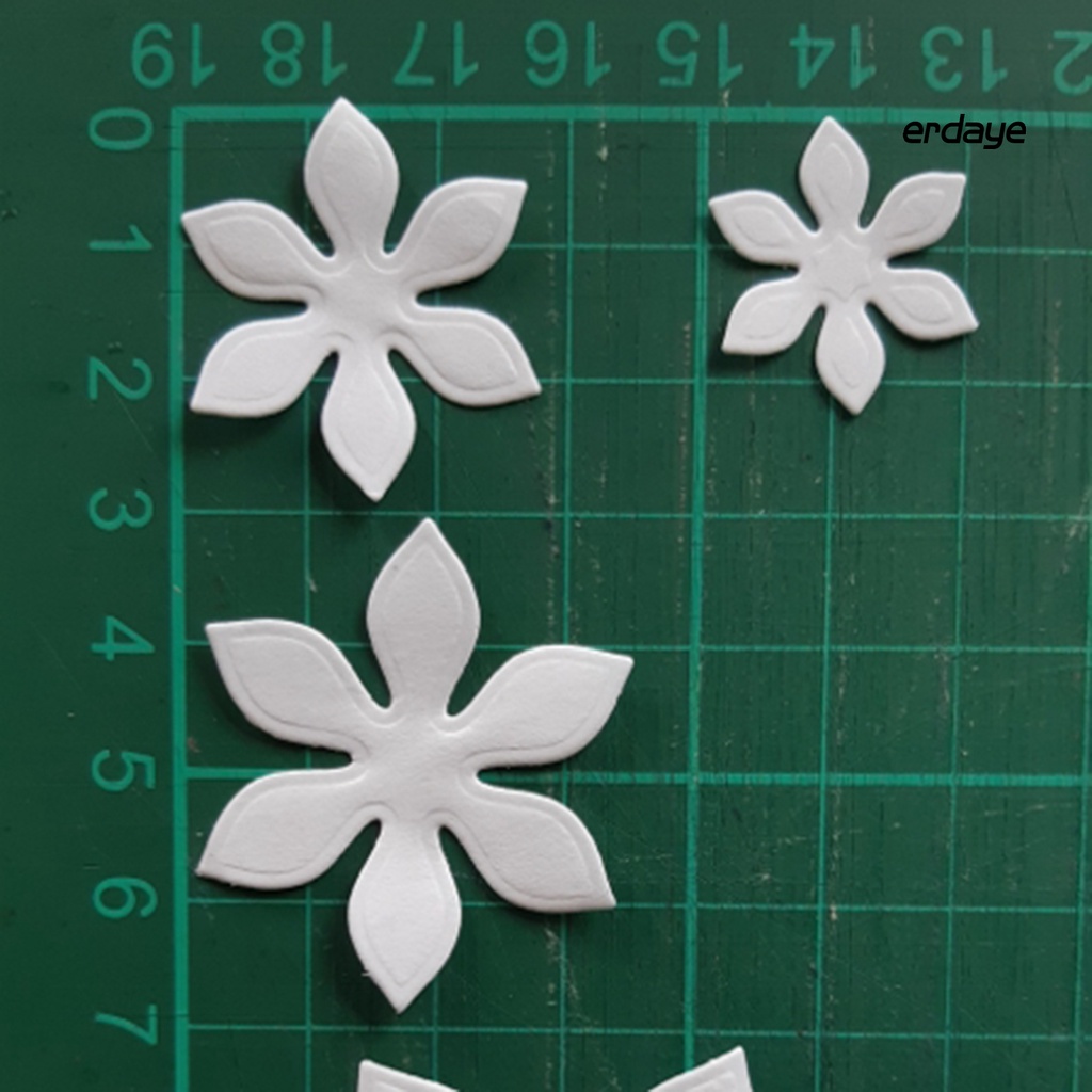 Khuôn cắt giấy làm từ thép carbon tạo hình bông hoa dùng để trang trí sổ lưu niệm