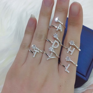 Nhẫn chữ cái