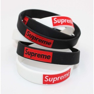 Vòng tay supreme cá tính