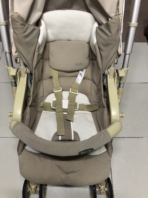 Xe đẩy 2 chiều Combi Cocot Compact W