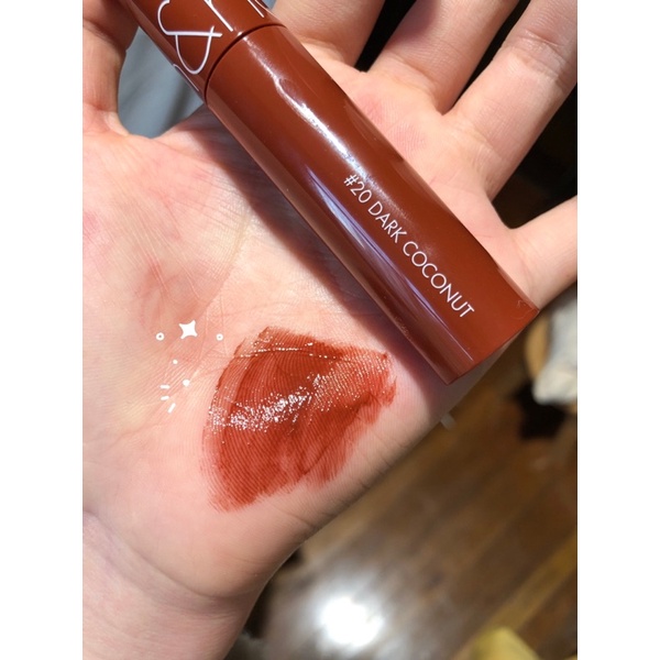 Son Romand Juicy Lasting Tint màu Dark Coconut