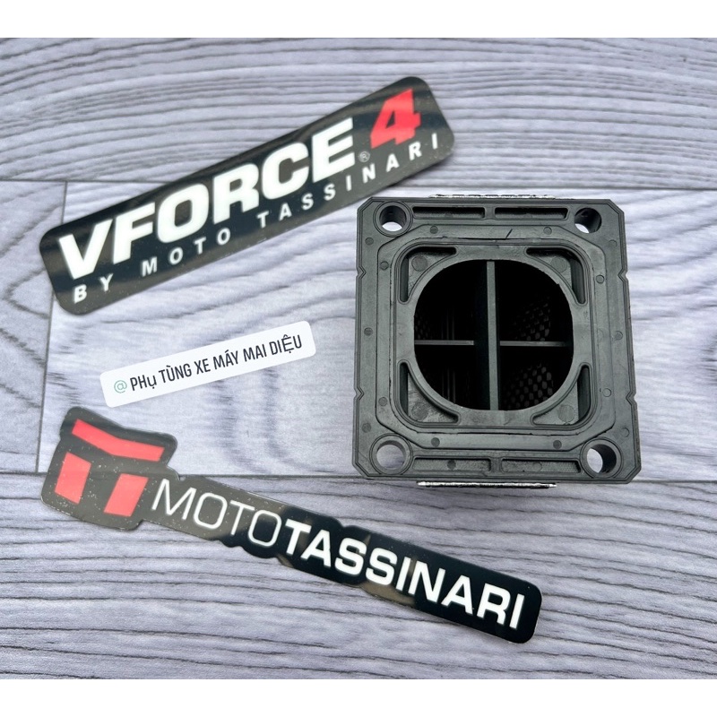 LƯỠI GÀ VFORCE4 YAZ/YAZ125 1:1