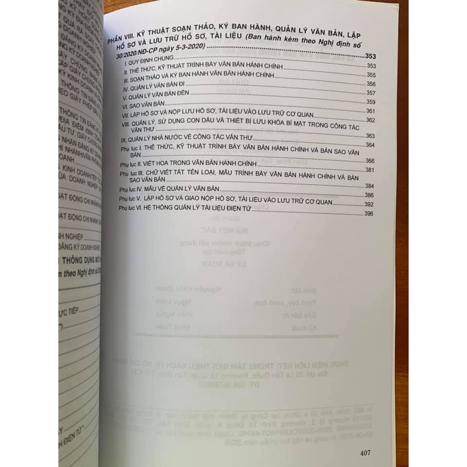 Sách- Luật doanh nghiệp và luật đầu tư được quốc hội thông qua tại kỳ họp thứ 9, khóa XIV và các mẫu văn bản thông dụng | BigBuy360 - bigbuy360.vn