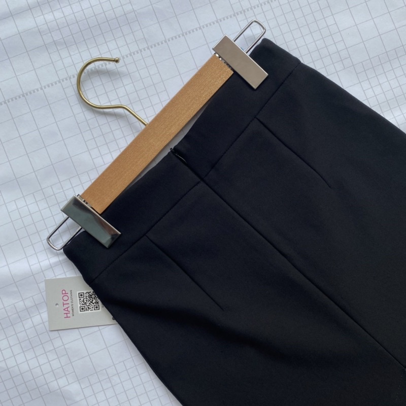 Chân váy công sở ôm HATOP dáng ngắn vải thun co giãn 4 chiều loại 1 màu đen có 1 túi bên trong CVOD023