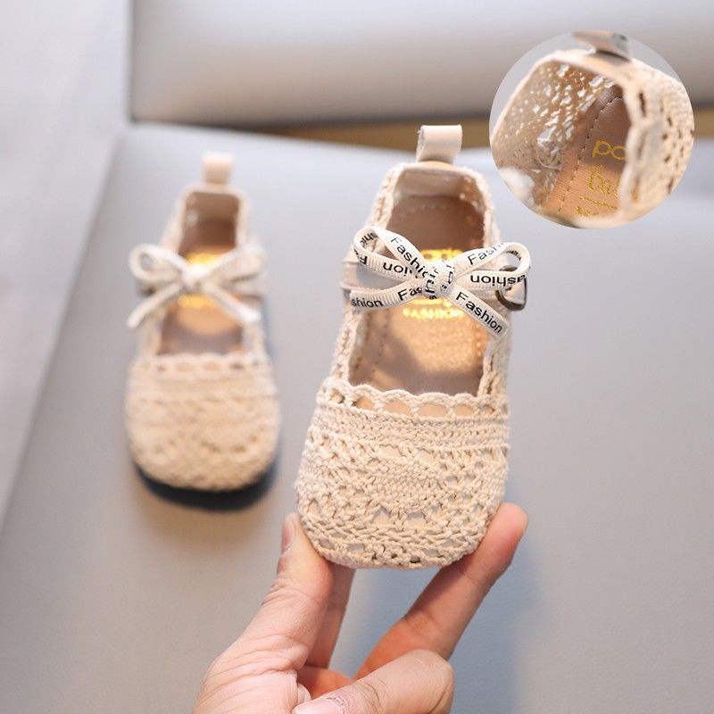 Giày Xăng Đan Đế Mềm Đục Lỗ Thoáng Khí Kiểu Công Chúa Thời Trang Mùa Hè Cho Bé Gái 1-2-3 Tuổi