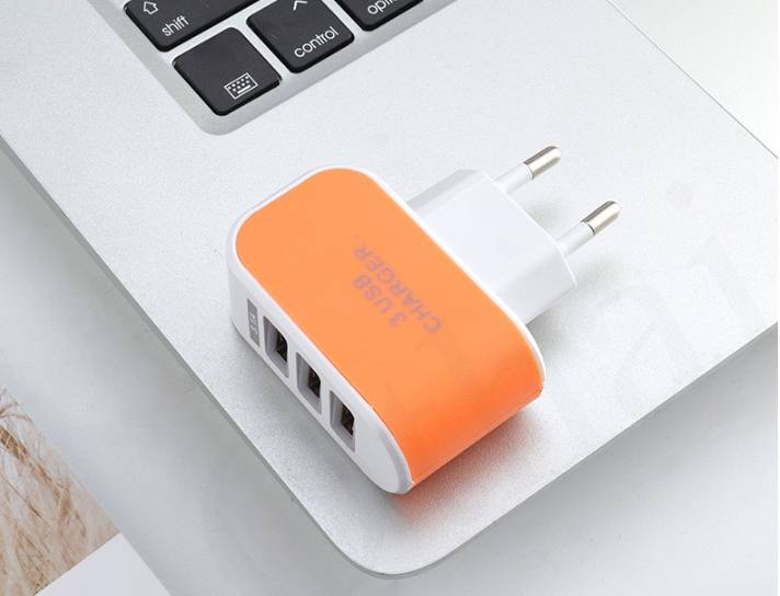 Củ Sạc Nhanh 3 Cổng Usb 3.1a Phù Hợp Cho Điện Thoại Android / Iphone