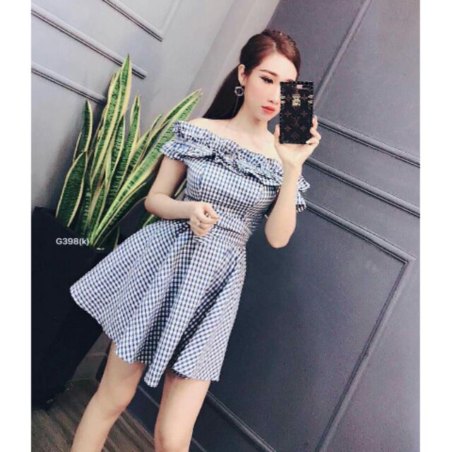 🌺🌺 Đầm xoè caro bẹt vai bèo eo cột nơ siêu xinh 🤗🤗Chất liệu : kate thái cao cấp, dày dặn, mịn đẹp🤑👉.........