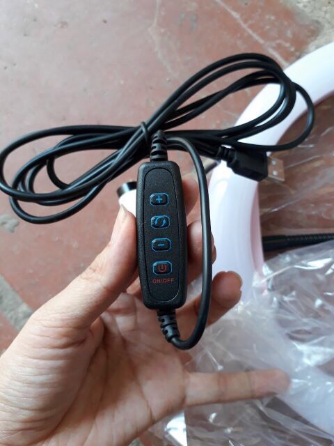 Bộ đèn livestream size 26cm kèm chân kẹp đèn 2m1
