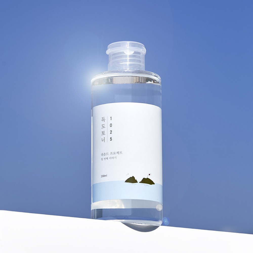 Nước Cân Bằng Round Lab 1025 Dokdo Toner Dịu Nhẹ 200ml - Nước hoa hồng | TheFaceHolic.com