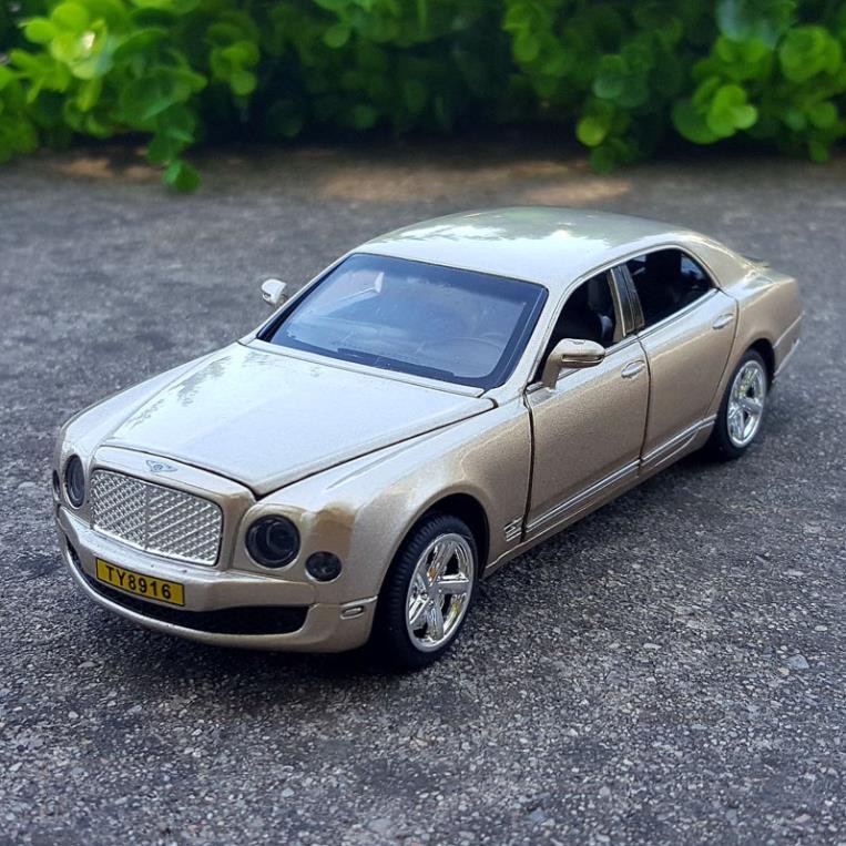 Mô hình xe Bentley Mulsanne 1:32