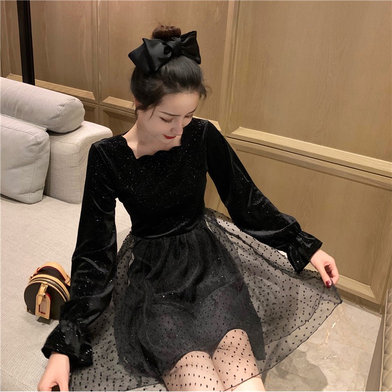 Đầm đen tay dài cổ vuông bling bling phối váy lưới 2 mảnh ulzzang