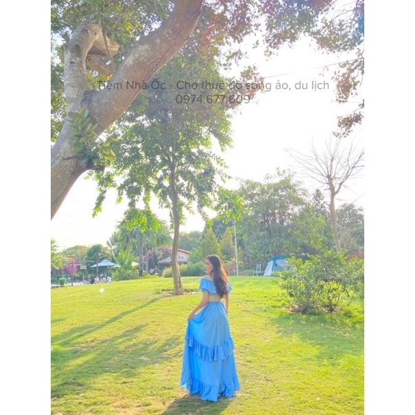 Set xanh biển trễ vai