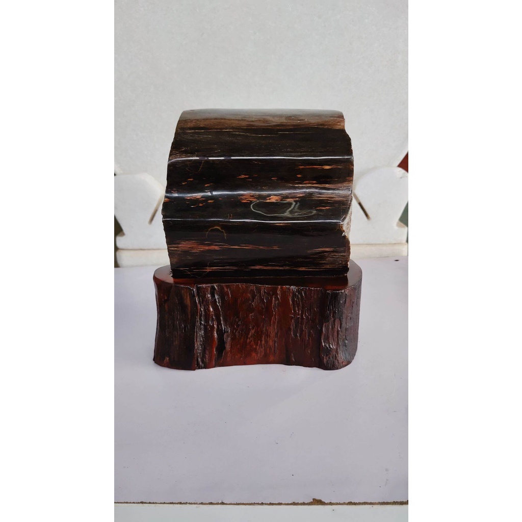 Gỗ Hoá Thạch 💯 tự nhiên .(HT42 , KL: 4,2kg, C: 20cm, R: 18cm). Giá gốc tại xưởng, Khắc chữ thư pháp theo yêu cầu của kh