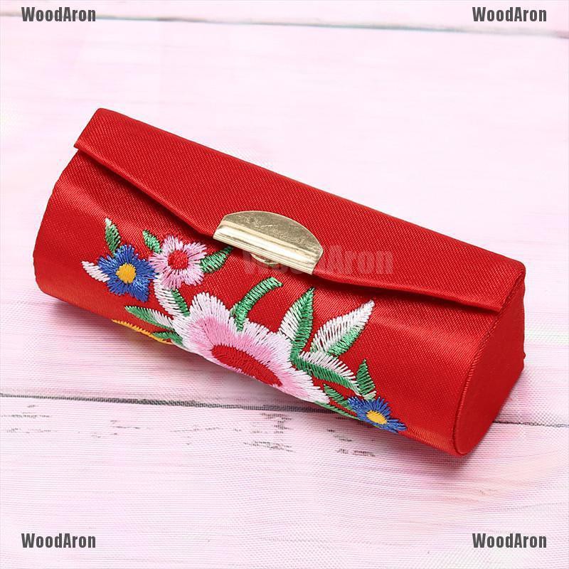 (hàng Mới Về) Giá Đỡ Son Môi Bằng Gỗ Họa Tiết Hoa Kèm Gương Tiện Dụng | BigBuy360 - bigbuy360.vn