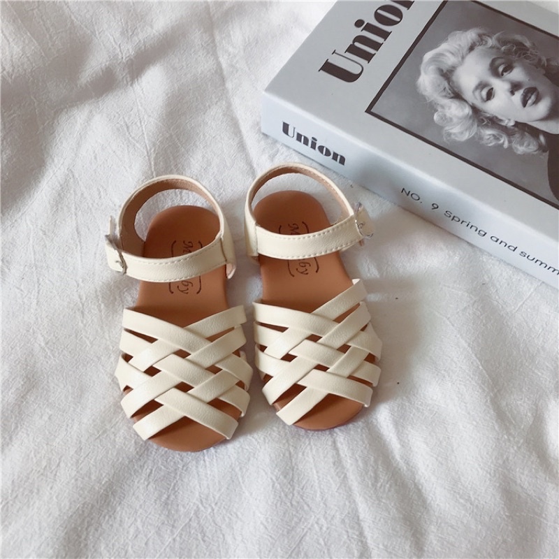 Dép sandal bé gái loại đẹp,kiểu vintage thời trang Hàn Quốc