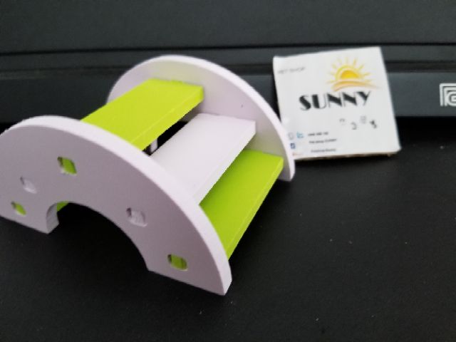 Cầu thang gỗ ép nhựa trang trí chuồng hamster