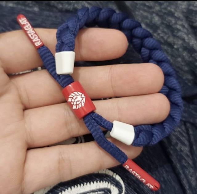 Vòng Đeo Tay Rastaclat Unisex Màu Đỏ / Xanh Dương