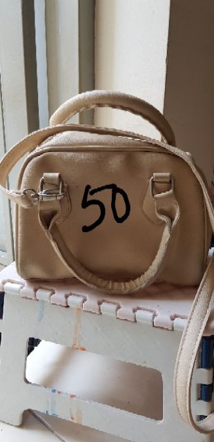 Thanh lí giỏ xách