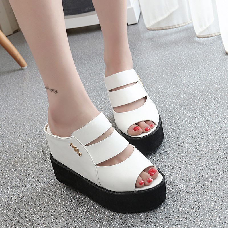 DÉP ĐẾ XUỒNG CHỐNG TRƯỢT