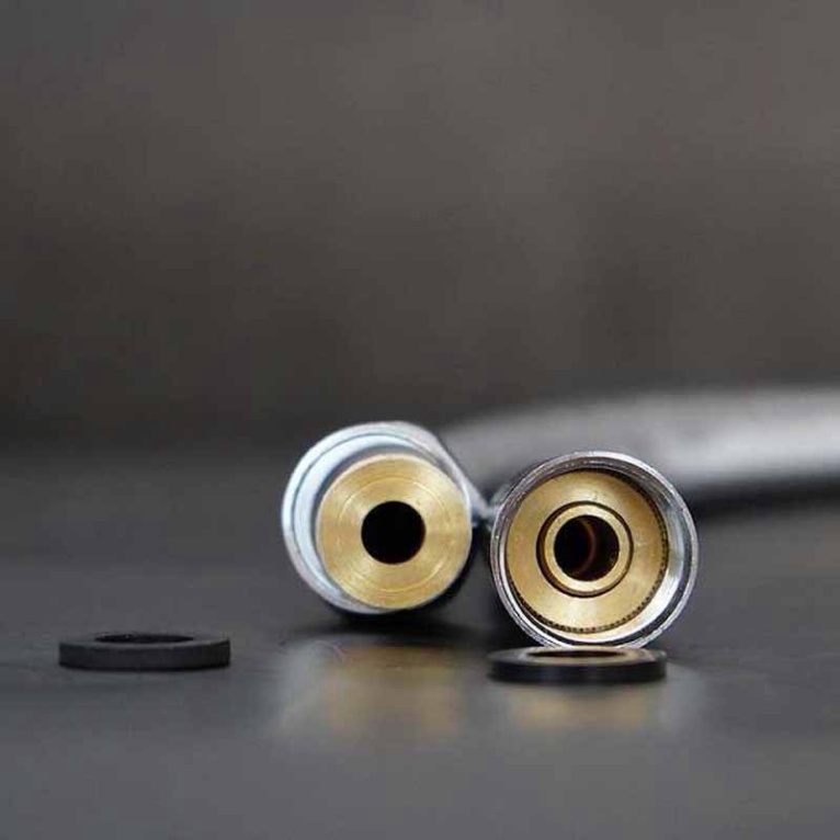 Dây sen, dây vòi hoa sen tắm cao cấp 1,5m giúp tăng áp lực nước, chịu áp cao - QM012