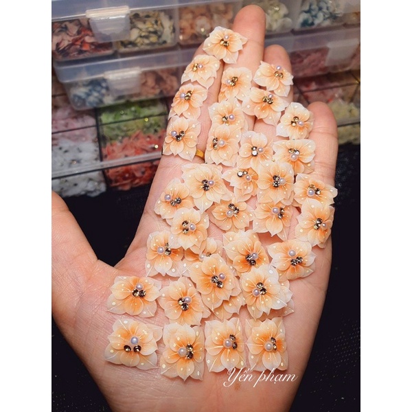 Hoa bột nail- Hoa chân vuông hot hit gắn móng xinh