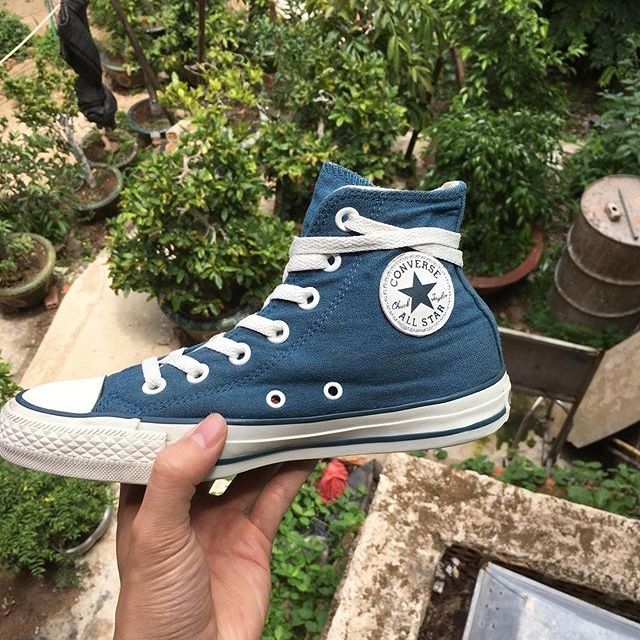 Converse xanh đậm