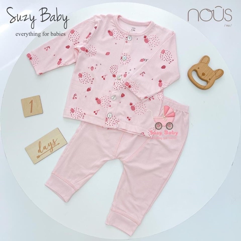 Bộ quần áo Nous dài tay cài thẳng