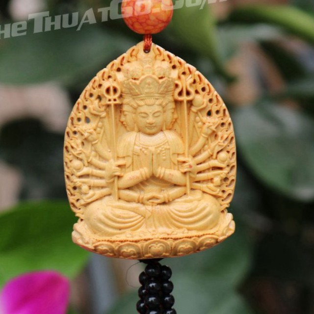 Dây treo xe ô tô tượng Phật Thiên Thủ Thiên Nhãn bằng gỗ Hoàng Dương - TẶNG 1 VÒNG ĐEO TAY Hàng cao cấp -h