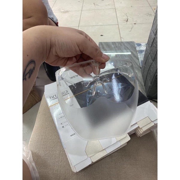 [Loại Nhám] Mica dày trong Kính Chống Giọt Bắn , Bụi, Nước. Kính nhựa cứng cao cấp chắn giọt bắn Face Shield