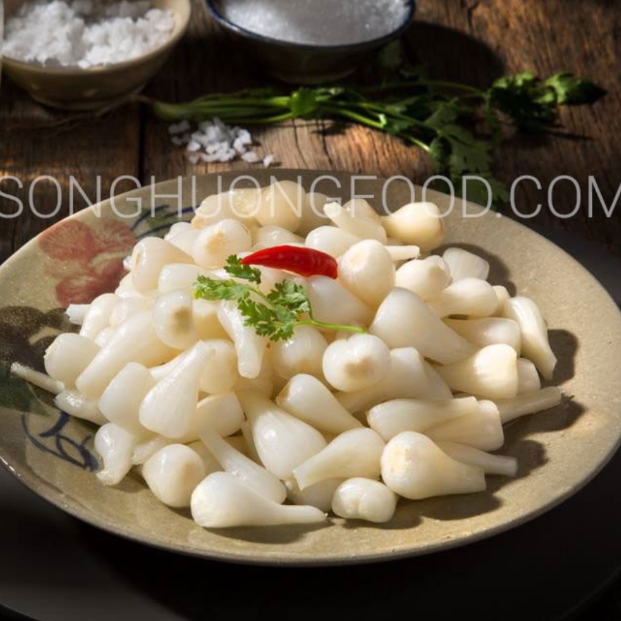 Củ Kiệu Ngâm Chua Ngọt Sông Hương Foods Hũ 500g - Làm quà Tết , ăn kèm chả lụa , bánh chưng , lạp xưởng , tôm khô | BigBuy360 - bigbuy360.vn