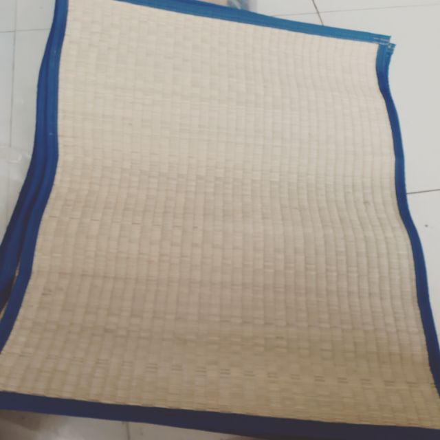Chiếu trải ghế Xuân Hòa loại đẹp(65cm×55cm)